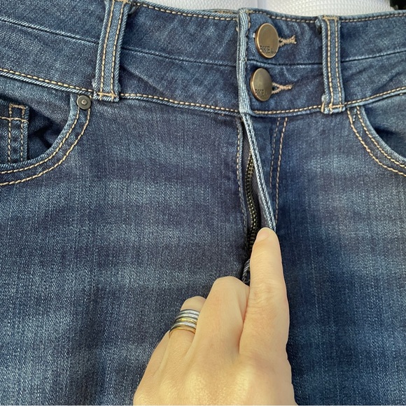 BKE Denim Stella Mid Rise Skinny Jeans Women’s Size 28R Dark Wash | READ DISC. - Picture 4 of 12